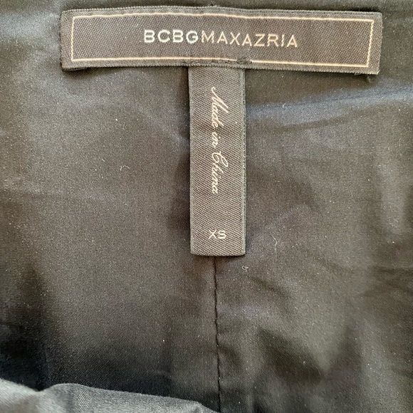 BCBGMAXAZRIA leather mini skirt, size XS - Picture 4 of 10